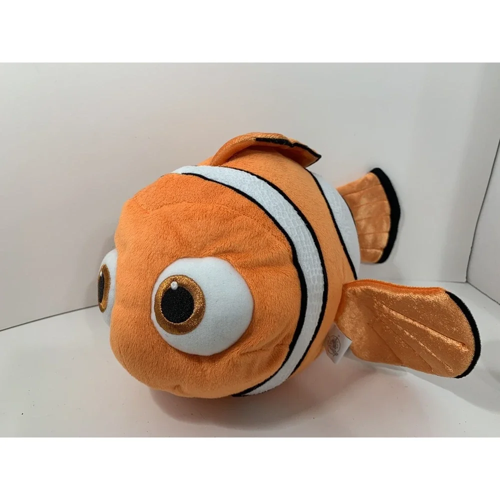 Walt Disney Store plush Finding Nemo sparkle glitter clownfish stuffed toy 12